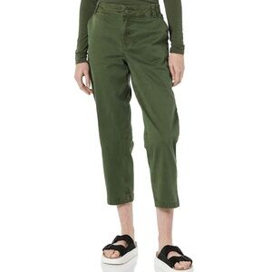 Amazon Essentials Women's Stretch Chino Barrel Leg Ankle Pant - Dark Olive